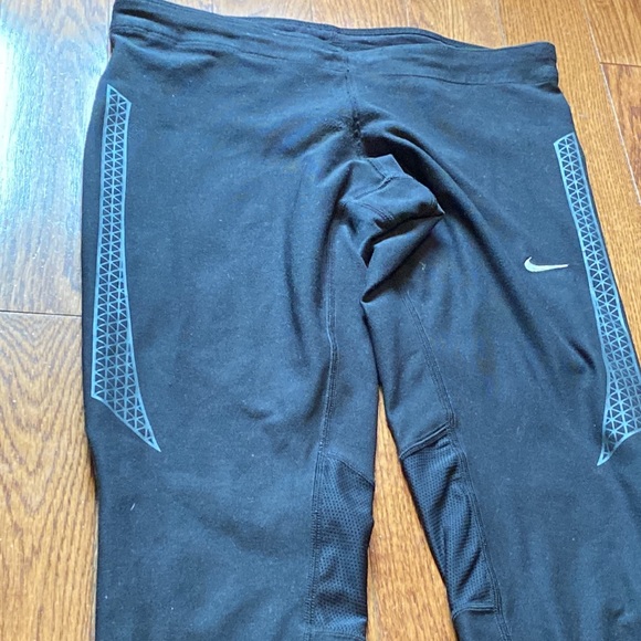 Nike Dri-Fit Leggings - Picture 2 of 9